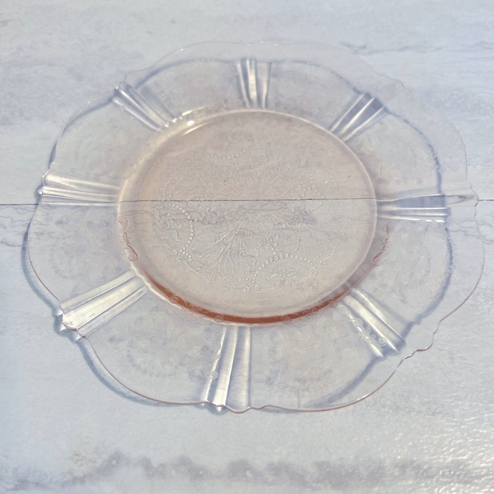 VINTAGE  PINK AMERICAN SWEETHEART 6" PLATE - DEPRESSION GLASS